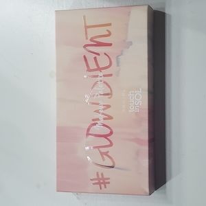 Touch In Sol Makeup Palette